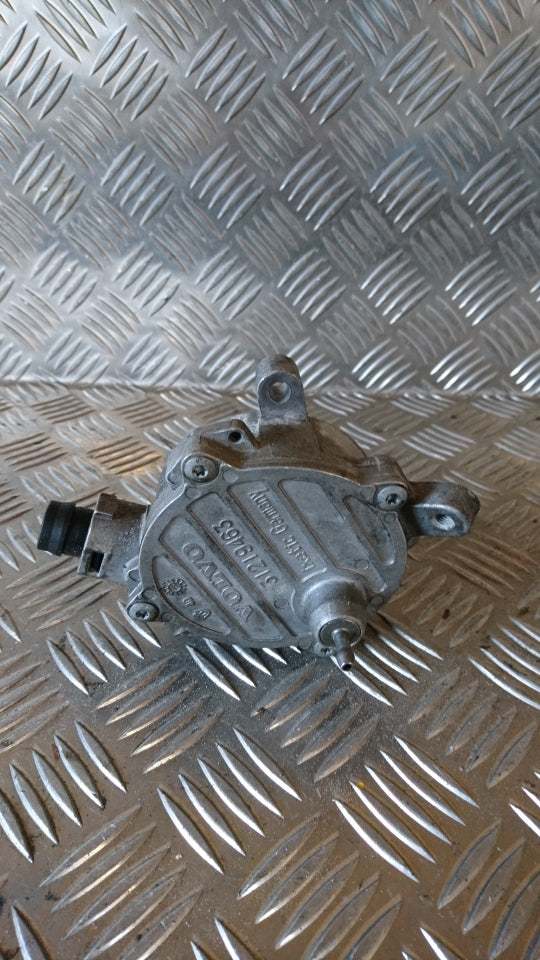 Volvo S60/V60 Vacuumpumpe Med OEM Nr. 31219463 Fra Volvo Ophugger