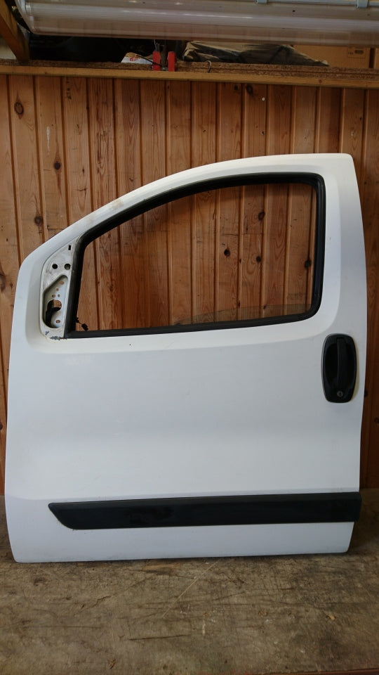 Citroen Nemo Fordør V Med OEM Nr. 1637832480 Fra Citroen Ophugger