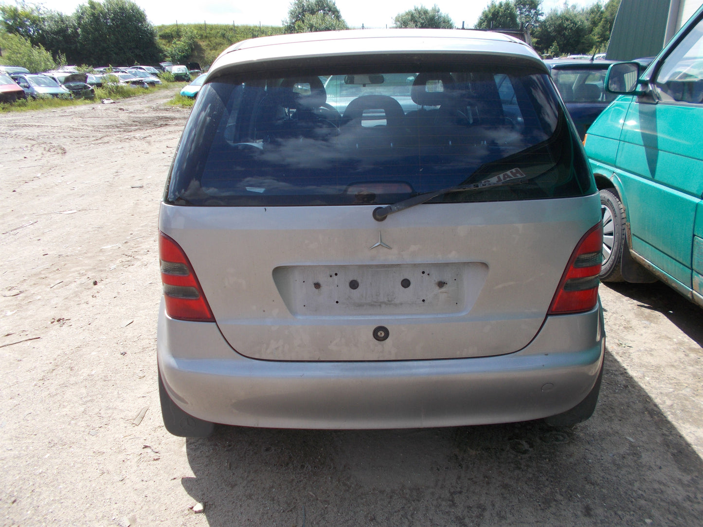 Mercedes A W168 Pluk-Selv-Bil Med OEM Nr. Ophugger Fra Mercedes Ophugger