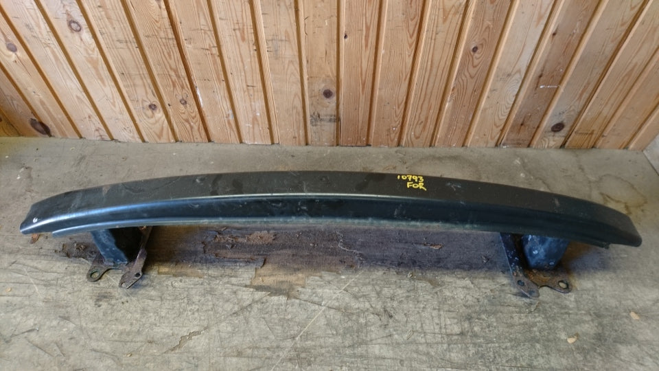 VW Polo 9N Forkofanger Rå Med OEM Nr. 6Q0807109D Fra VW Ophugger