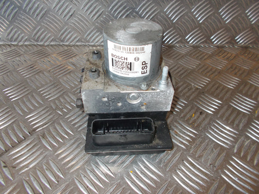 Ford Ka Abs Pumpe Med OEM Nr. 51823790 Fra Ford Ophugger