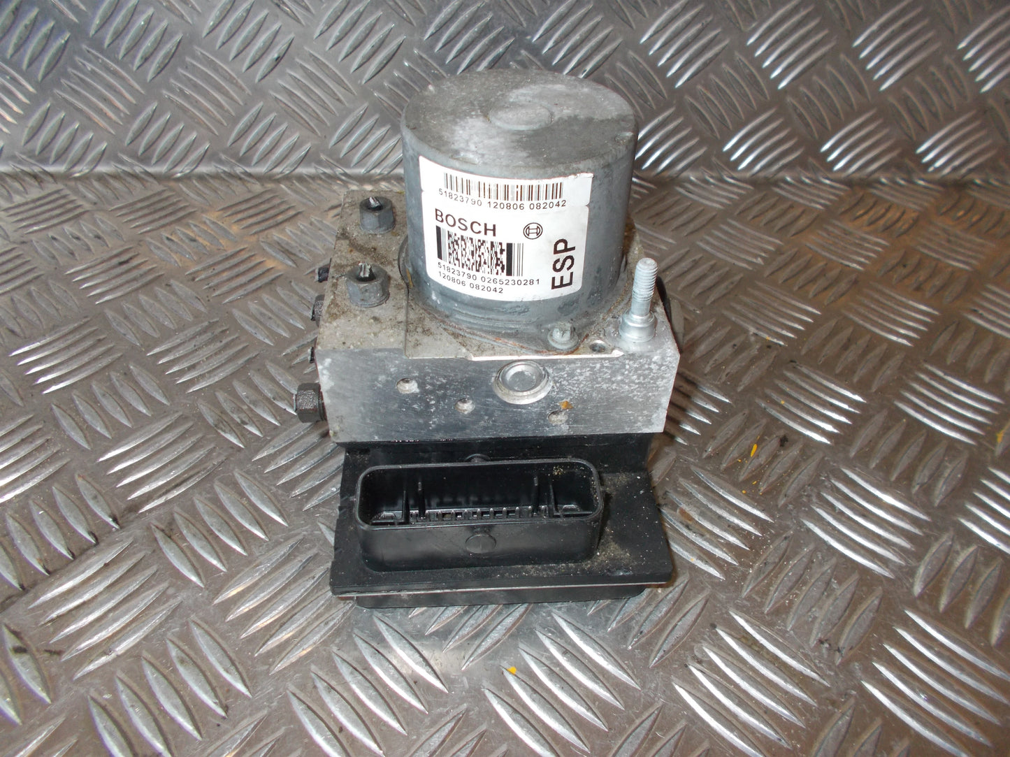 Ford Ka ABS Pumpe Med OEM Nr. 0265230281 Fra Ford Ophugger