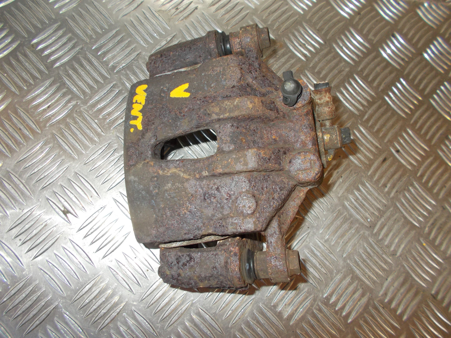 Hyundai I30 Tm Bremsekaliber Vf Med OEM Nr. 581101H000 Fra Hyundai Ophugger