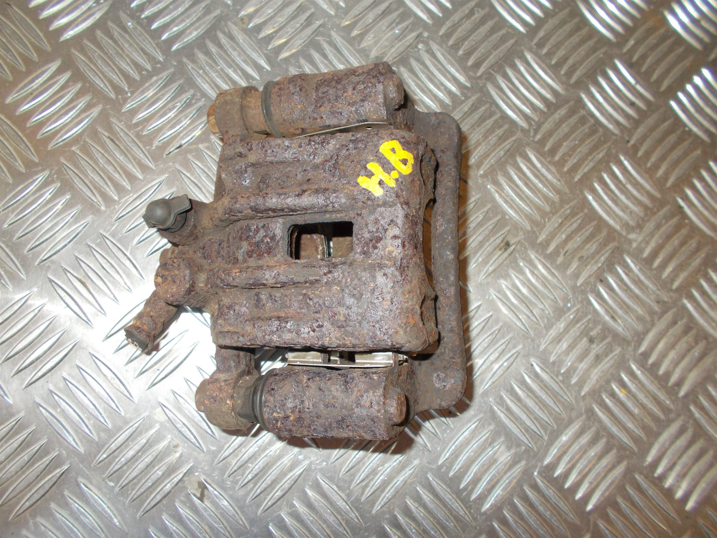 Hyundai I30 Tm Bremsekaliber Hb Med OEM Nr. 582301H300 Fra Hyundai Ophugger