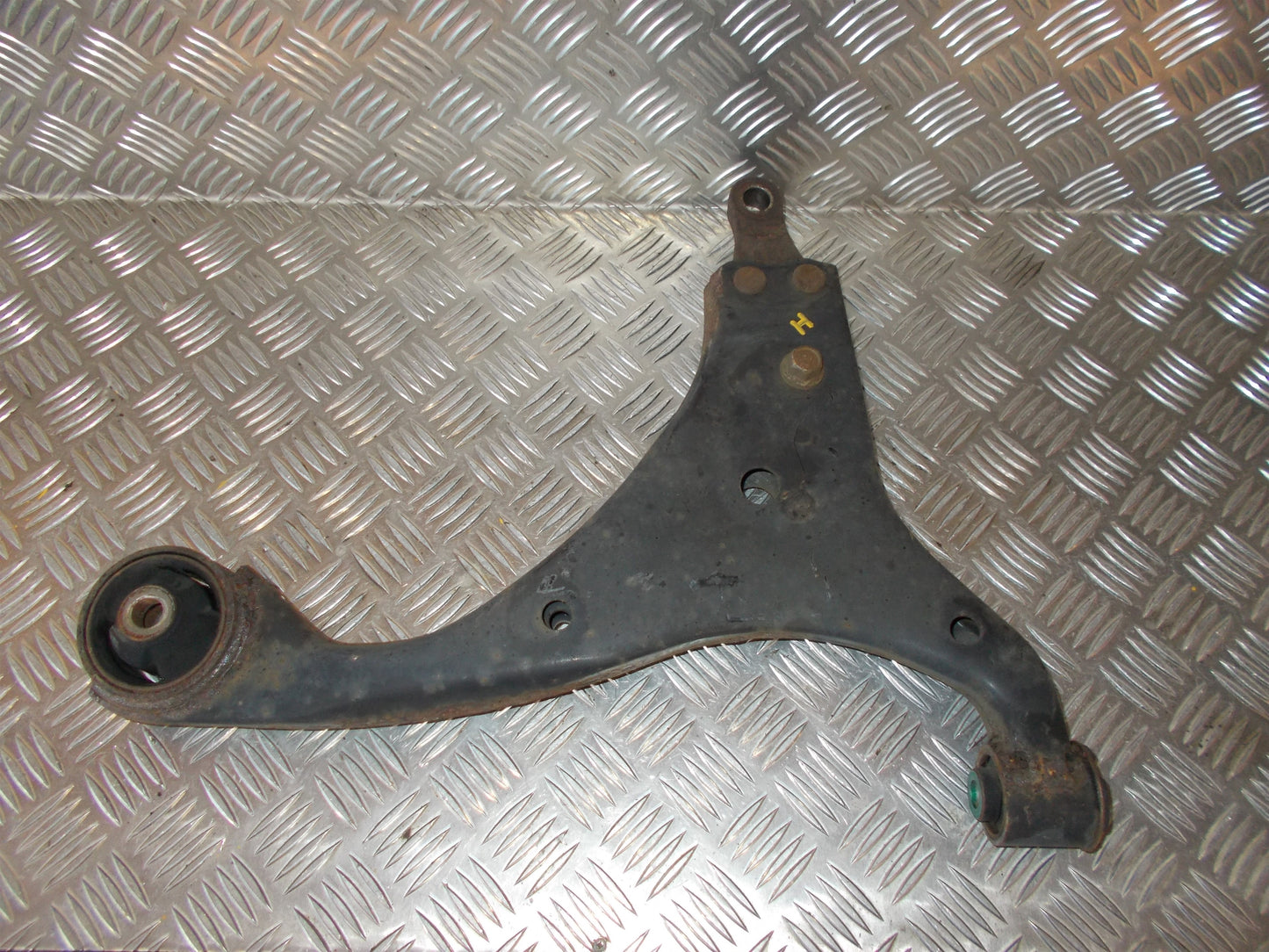 Hyundai I30 Tm Bærearm F.N. H Med OEM Nr. 545012H000 Fra Hyundai Ophugger