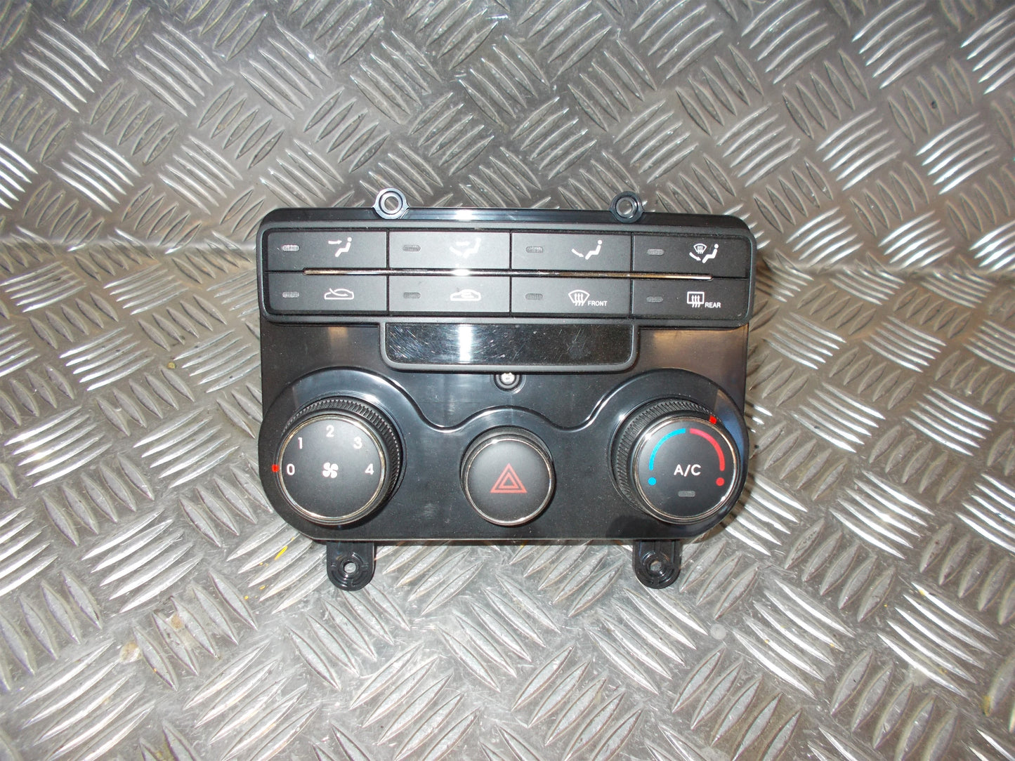 Hyundai I30 Tm Varmeregulering Med OEM Nr. 972502L170 Fra Hyundai Ophugger