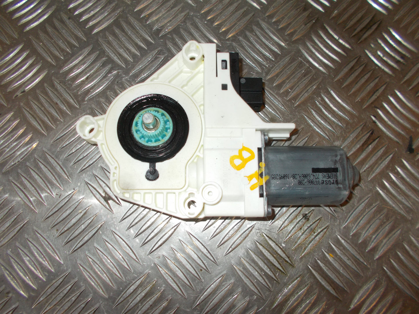 Audi A6 Rudemotor - Rudehejs Med OEM Nr. 4F0959802C Fra Audi Ophugger