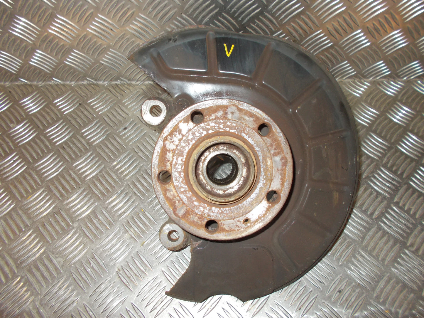 VW Golf 5 1K Spindel For V Med OEM Nr. 1K0407255AA Fra VW Ophugger