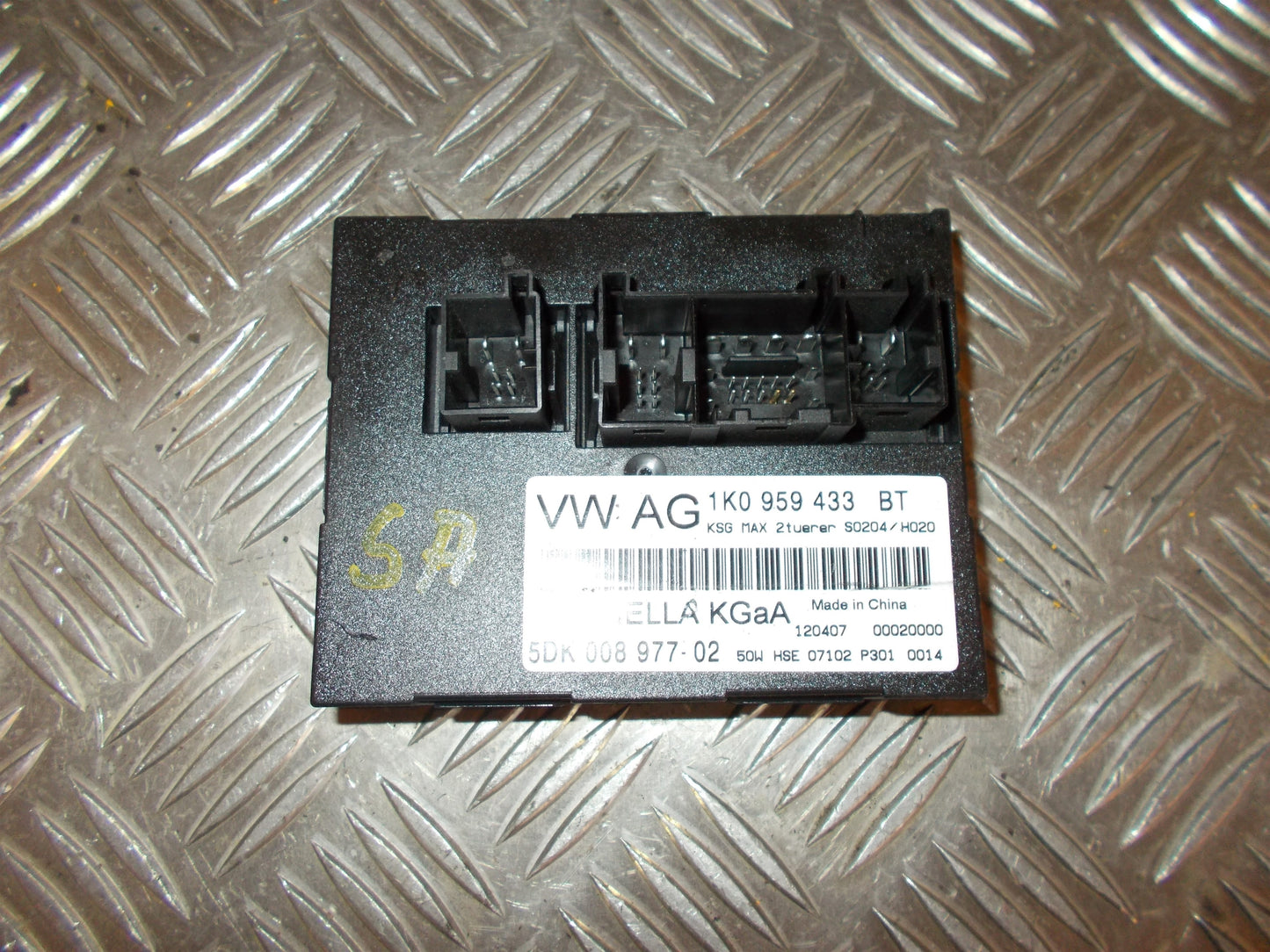 VW Golf 5 1K Bcm / Komfortkomputer Med OEM Nr. 1K0959433BT Fra VW Ophugger