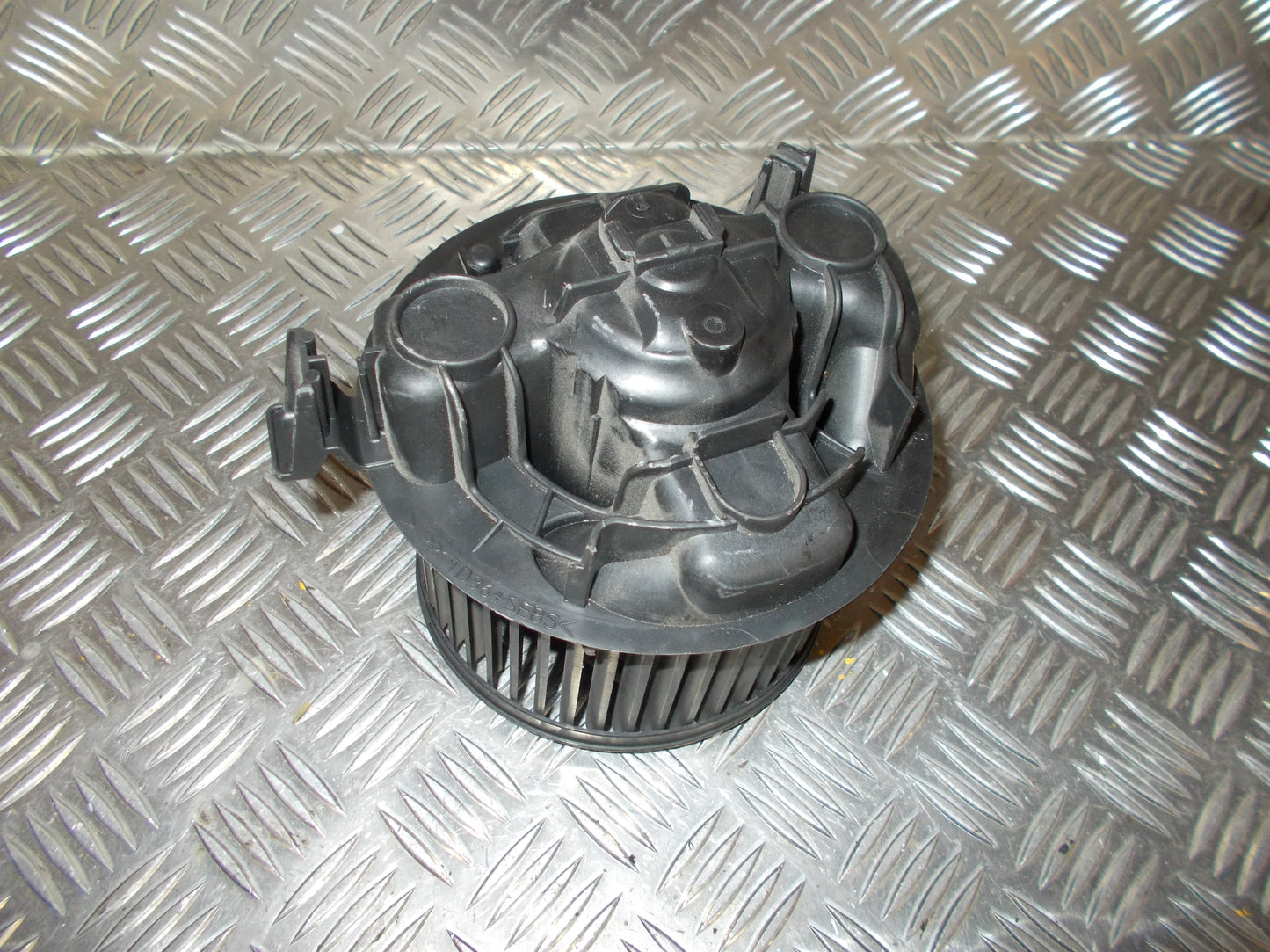 Renault Megane 2 Varmeblæser Med OEM Nr. Ophugger Fra Renault Ophugger