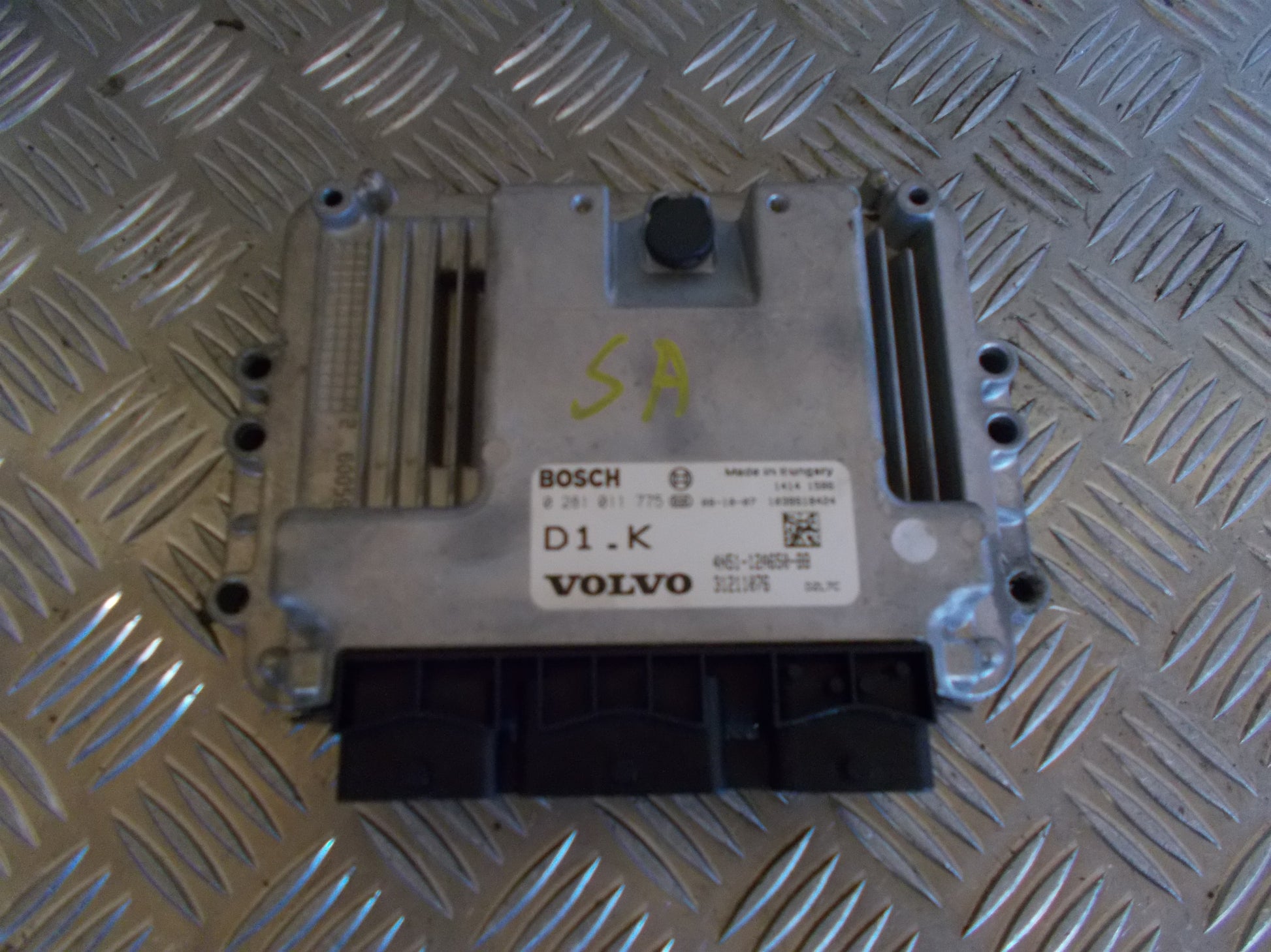 Volvo S40/V50 Motorstyring - Motorstyreboks - Injection Elboks Med OEM Nr. 31211076 Fra Volvo Ophugger