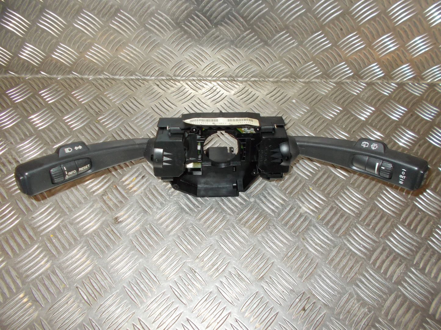 Volvo S40/V50 Kontakt Combi Med OEM Nr. 31264574 Fra Volvo Ophugger