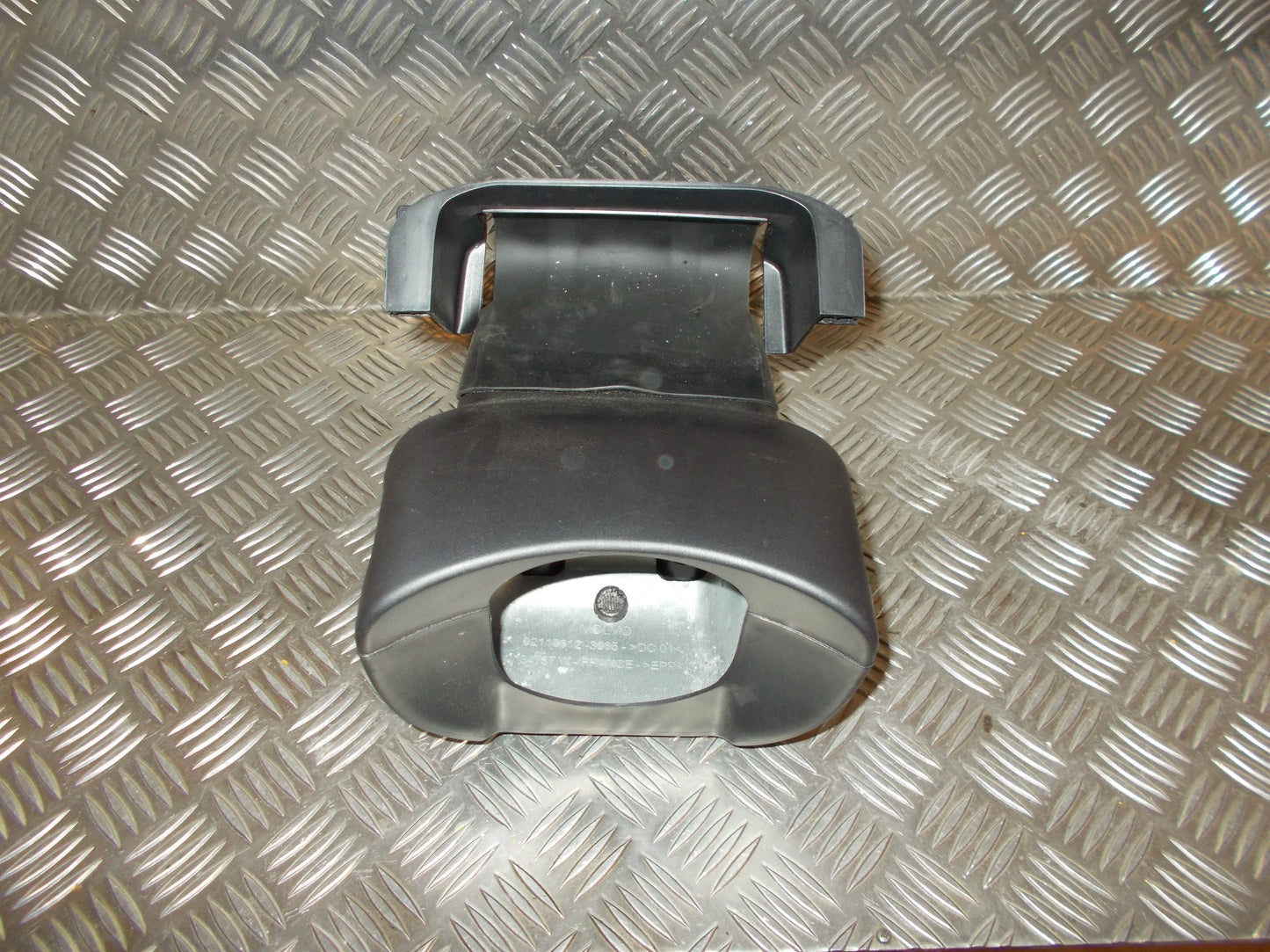 Volvo S40/V50 Ratafdækning Med OEM Nr. 021106123865 Fra Volvo Ophugger