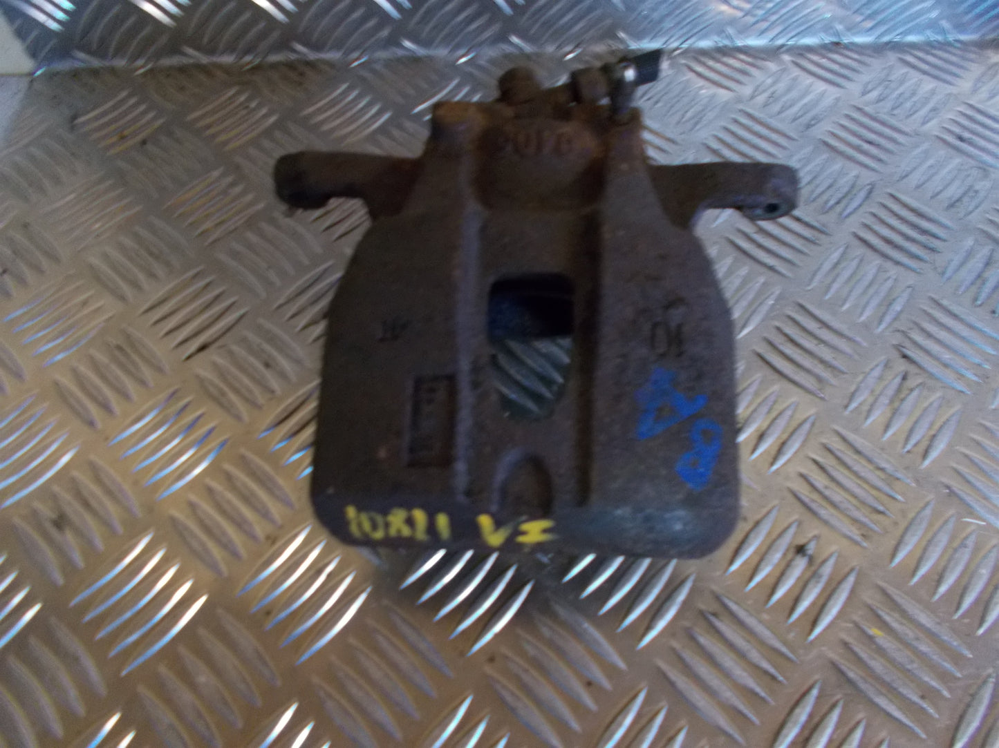 Toyota Avensis Verso Bremsekaliber Vf Med OEM Nr. Ophugger Fra Toyota Ophugger