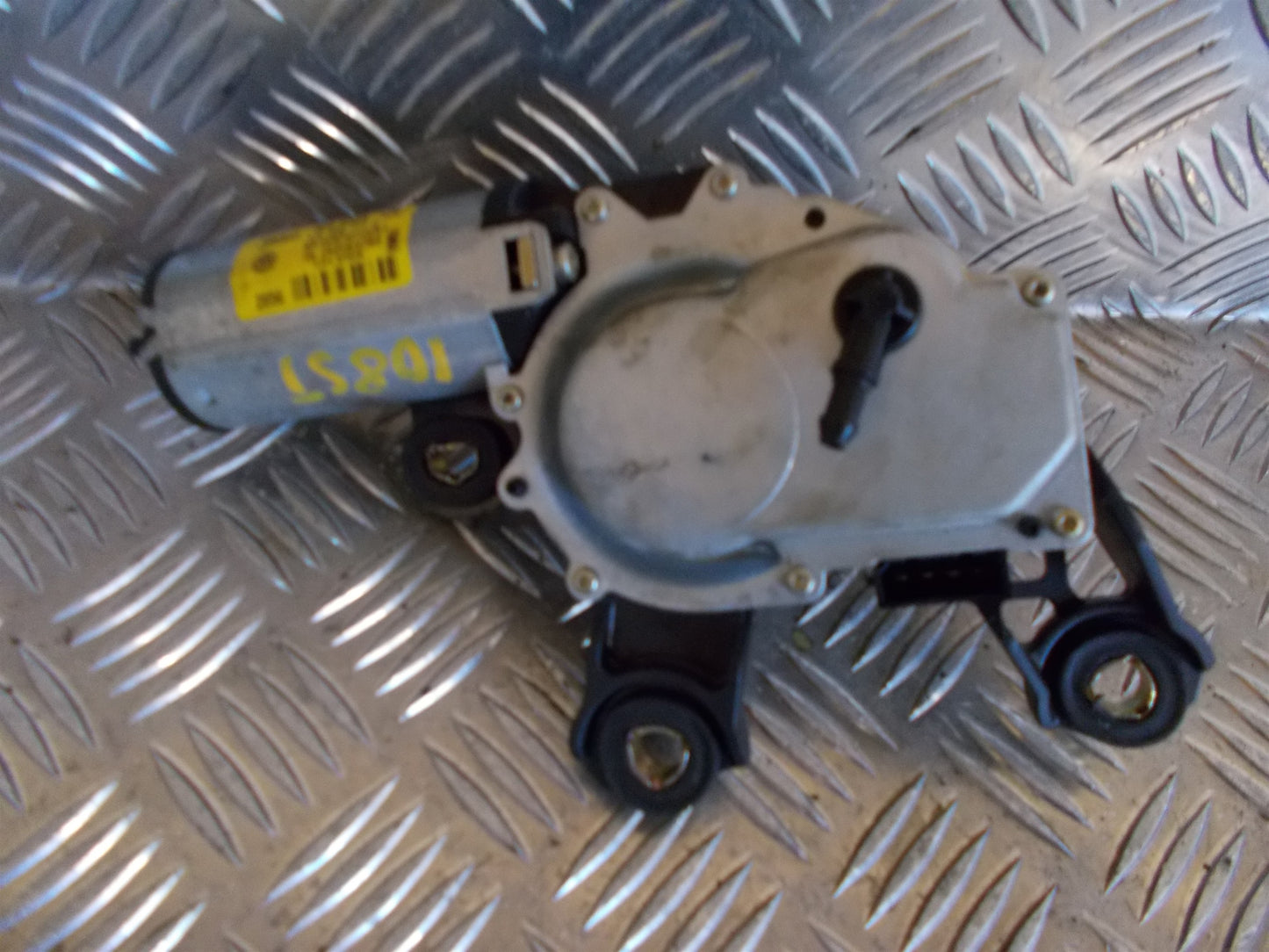 VW Golf 4 1J Bagrudevisker Motor Med OEM Nr. 1J6955711G Fra VW Ophugger