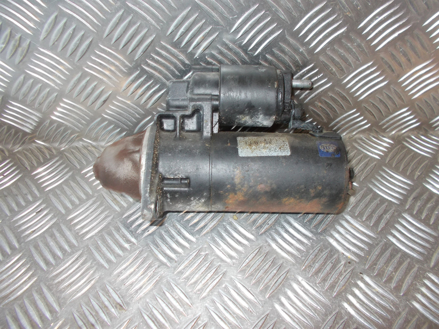 Saab 9-3 Starter Med OEM Nr. Ophugger Fra Saab Ophugger