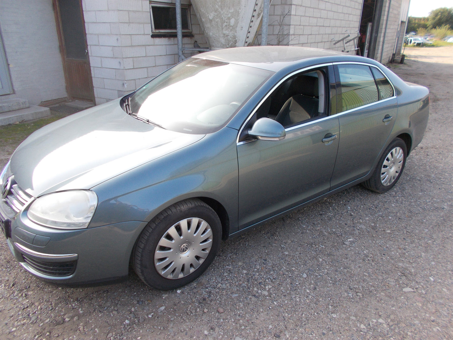 VW Jetta 1K Pluk-Selv-Bil Med OEM Nr. Ophugger Fra VW Ophugger