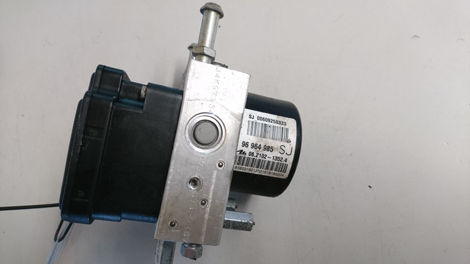 Chevrolet Aveo Abs Pumpe Med OEM Nr. 96964985SJ Fra Chevrolet Ophugger