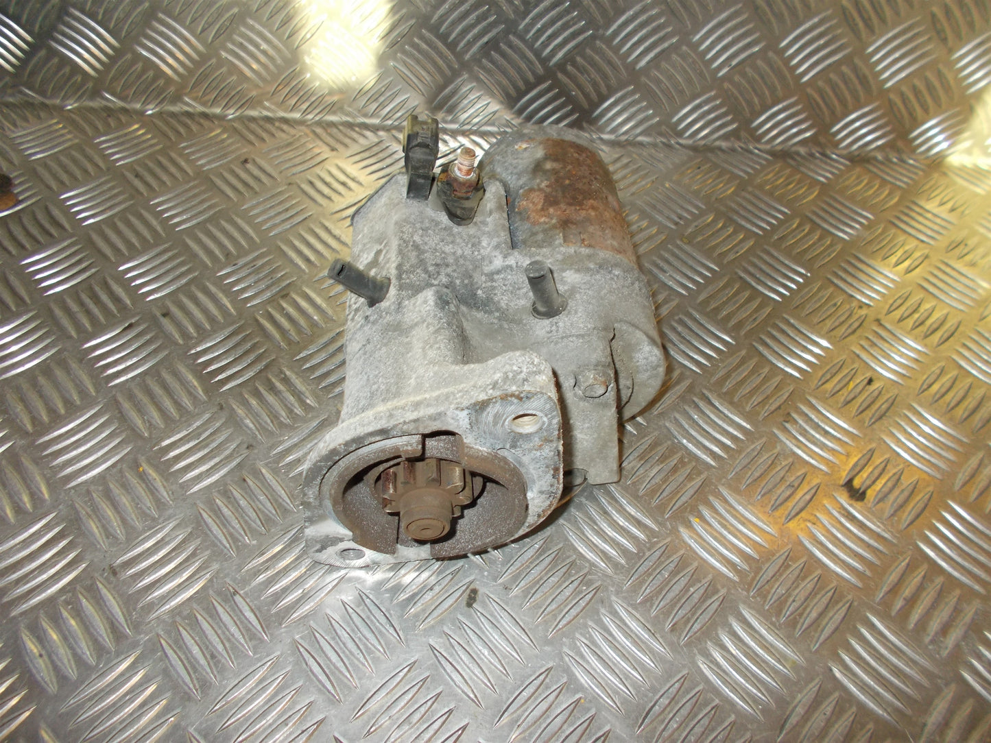 Toyota Corolla Verso Starter Med OEM Nr. 2280009221 Fra Toyota Ophugger