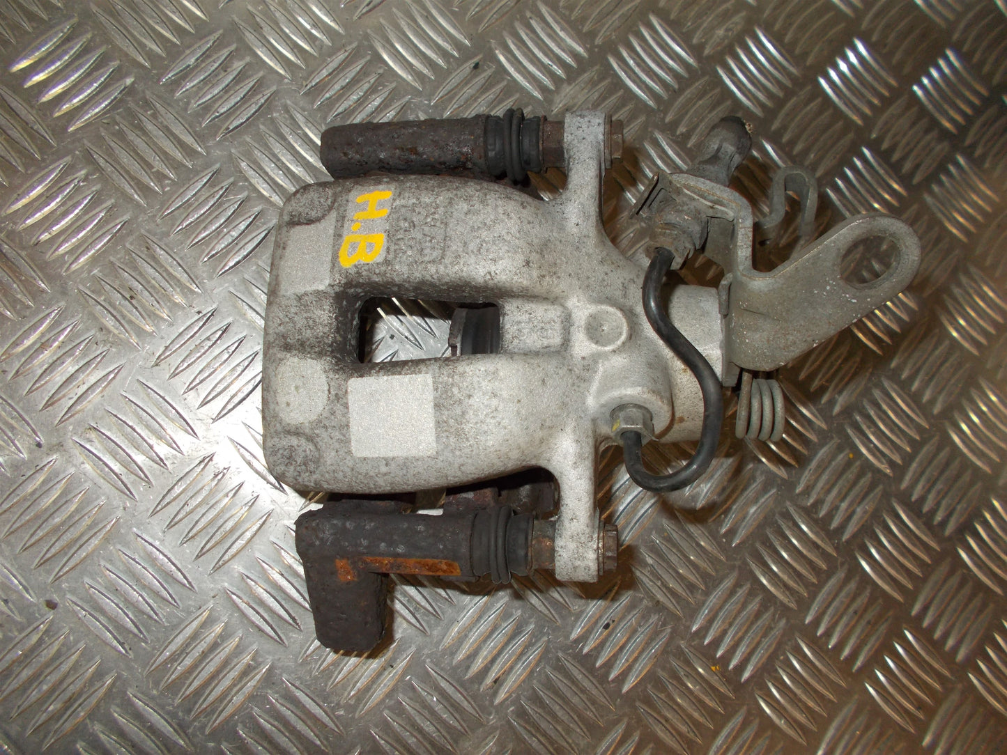 VW Jetta 1K Bremsekaliber Hb Med OEM Nr. 1K0615424M Fra VW Ophugger