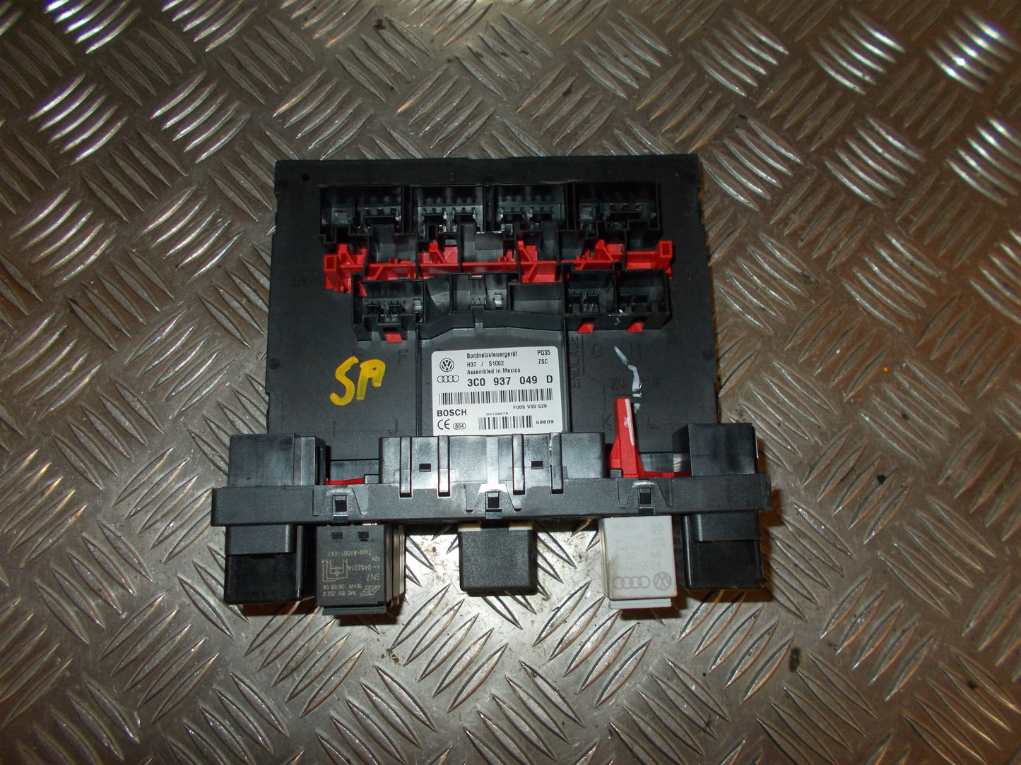 VW Jetta 1K Bcm / Komfortkomputer Med OEM Nr. 3C0937049D Fra VW Ophugger