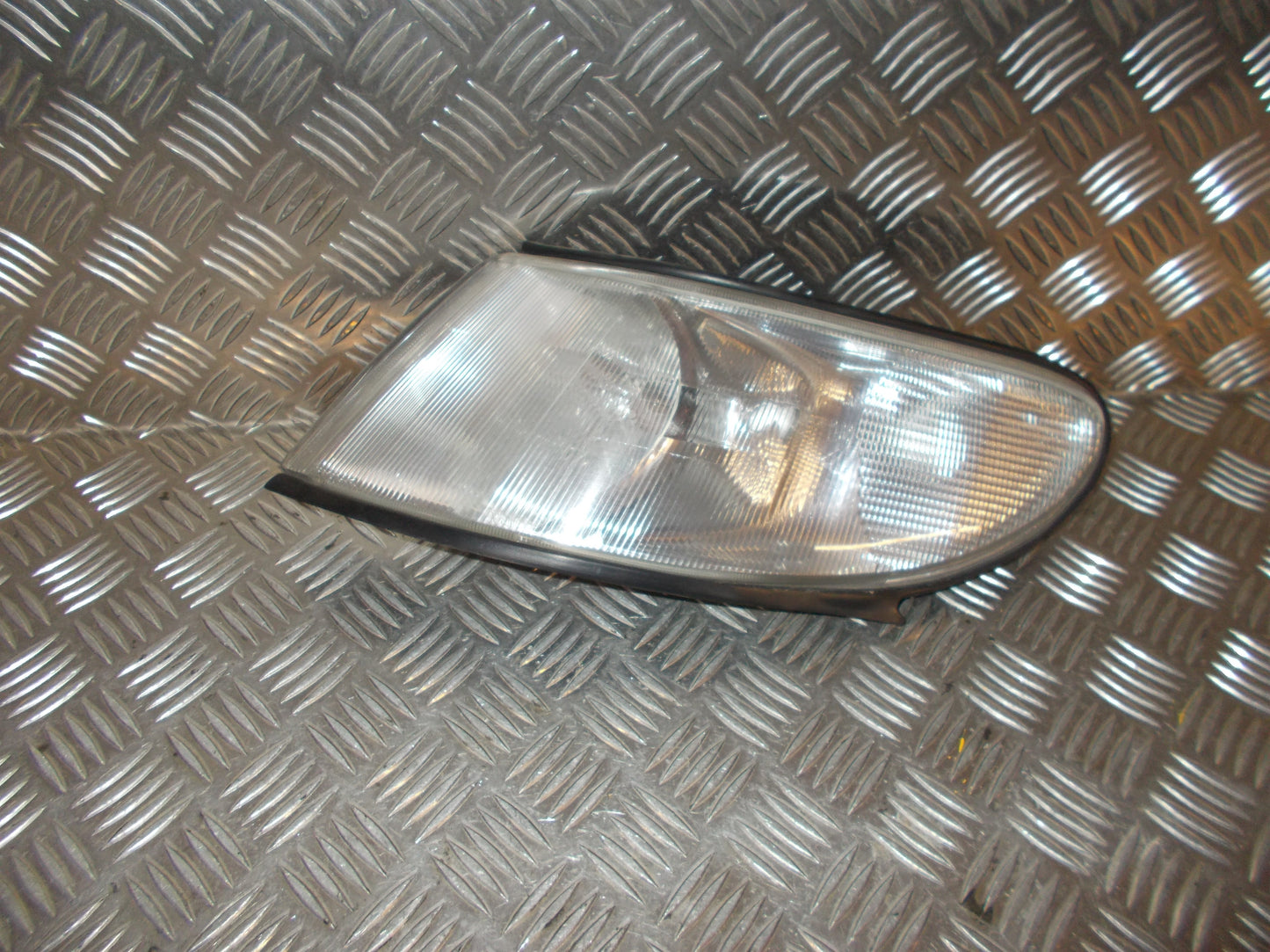 Saab 9‑3 Blinklygte For Med OEM Nr. Ophugger Fra Saab Ophugger