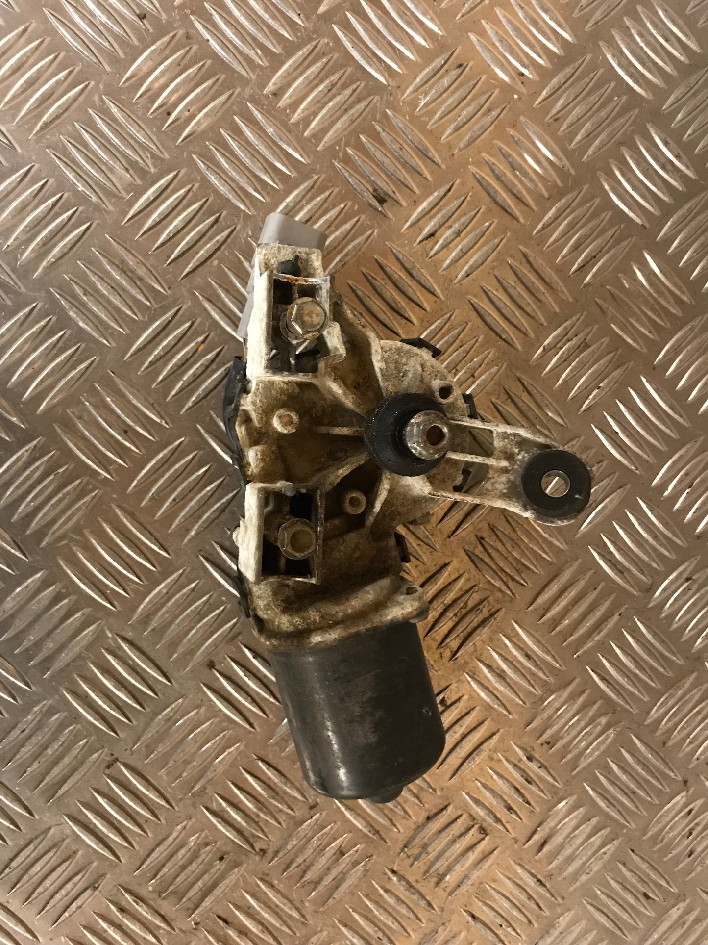 Chevrolet Aveo Viskermotor Med OEM Nr. 96850001 Fra Chevrolet Ophugger