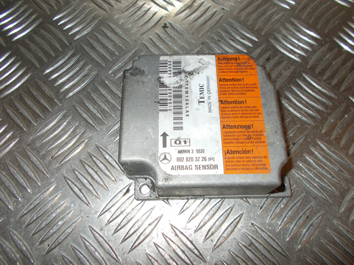 Mercedes E W210 Airbag Elboks Med OEM Nr. Ophugger Fra Mercedes Ophugger