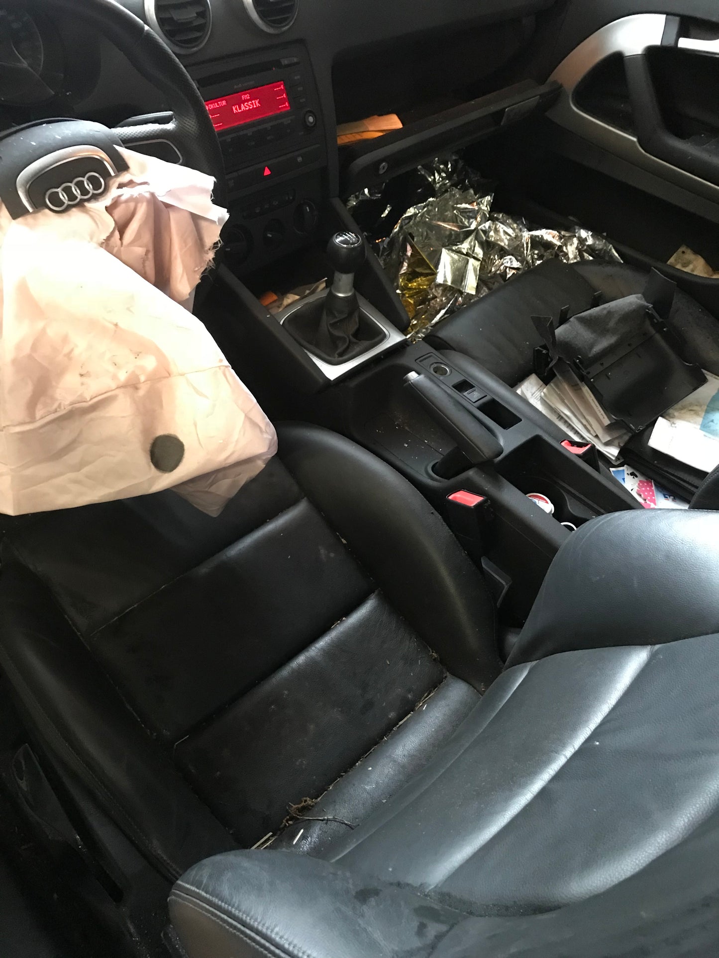 Audi A3 8P Pluk-Selv-Bil Med OEM Nr. TRUZZZ8P991012731 Fra Audi Ophugger