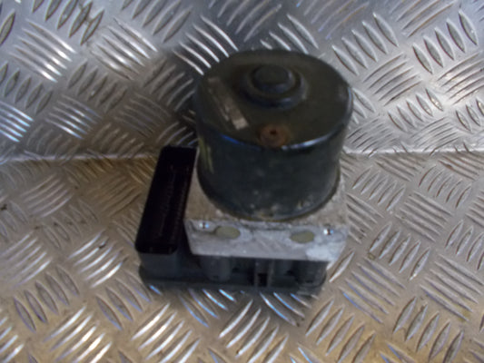 Skoda Octavia Abs Pumpe Med OEM Nr. 1J0614117G Fra Skoda Ophugger