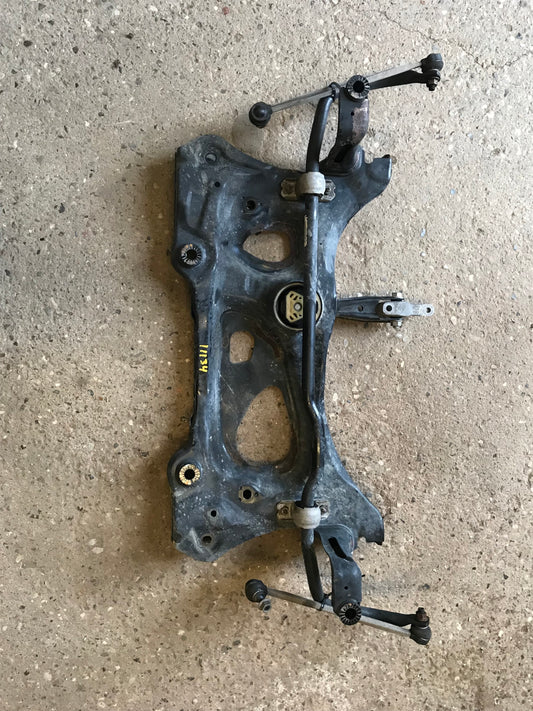 Skoda Octavia Forbro Med OEM Nr. 5Q0199315Q Fra Skoda Ophugger