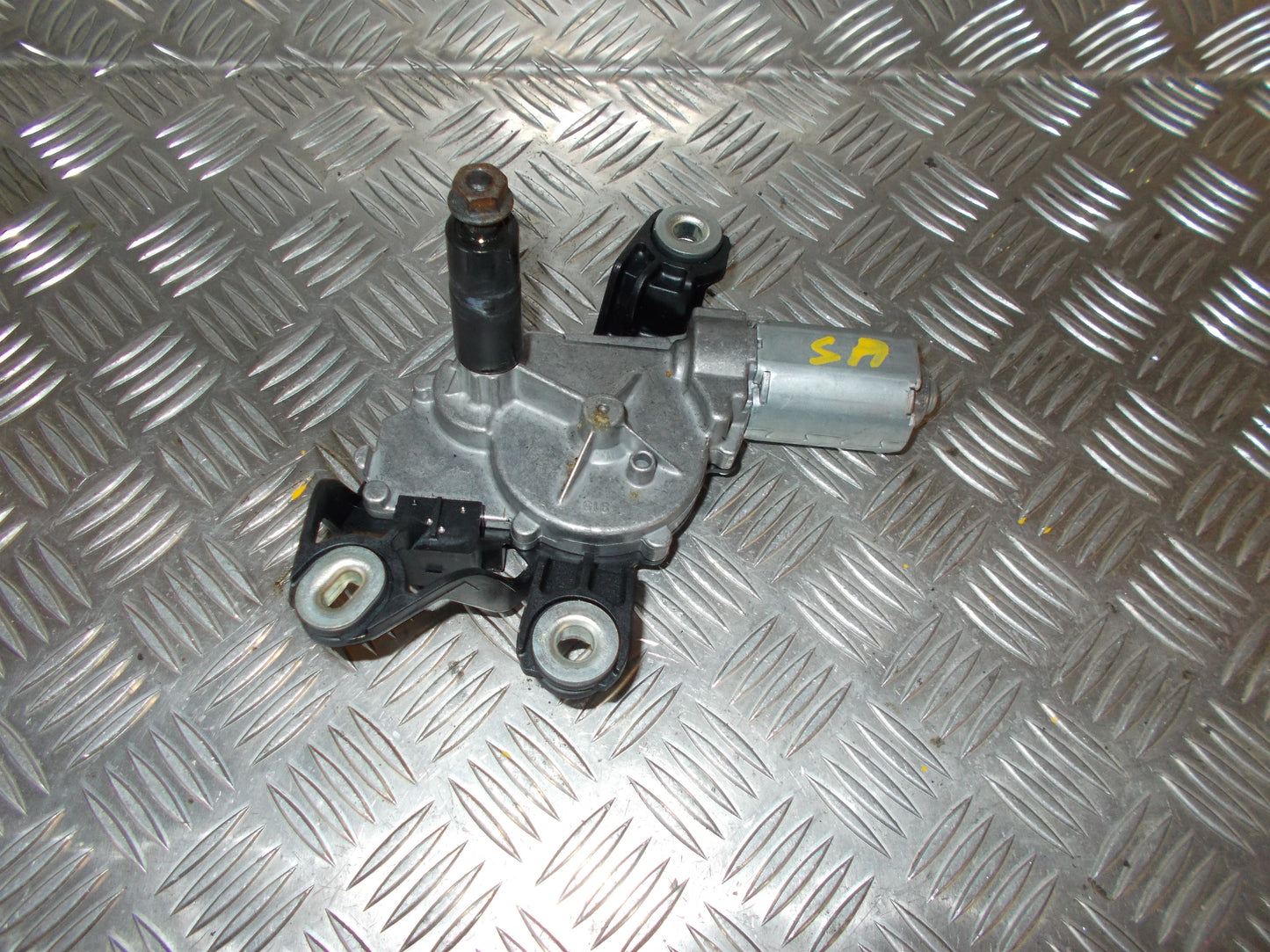 VW Polo 6R Bagrudevisker Motor Med OEM Nr. 5K6955711B Fra VW Ophugger