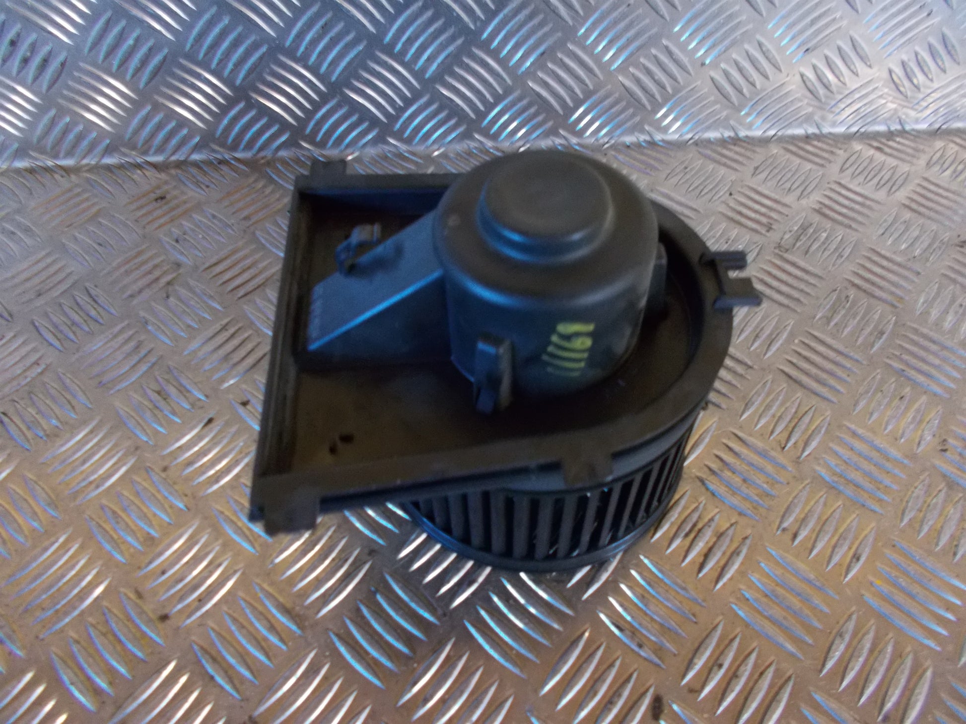 Seat Leon 1M Varmeblæser Med OEM Nr. 1J1819021B Fra Seat Ophugger