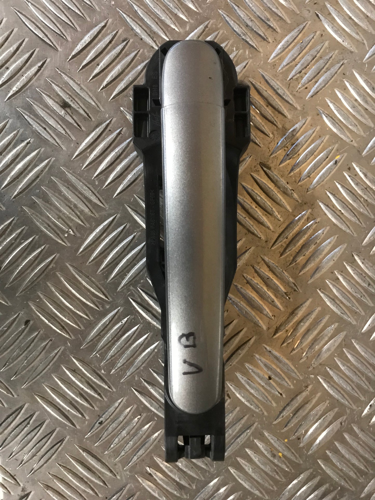 Seat Altea Håndtag Udvendig Med OEM Nr. Ophugger Fra Seat Ophugger