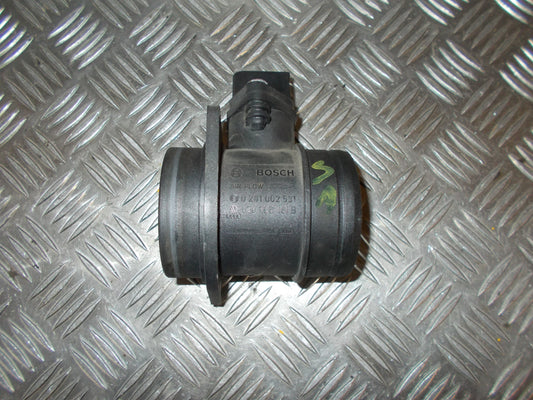 Skoda Octavia Luftmængdemåler Med OEM Nr. 038906451B Fra Skoda Ophugger