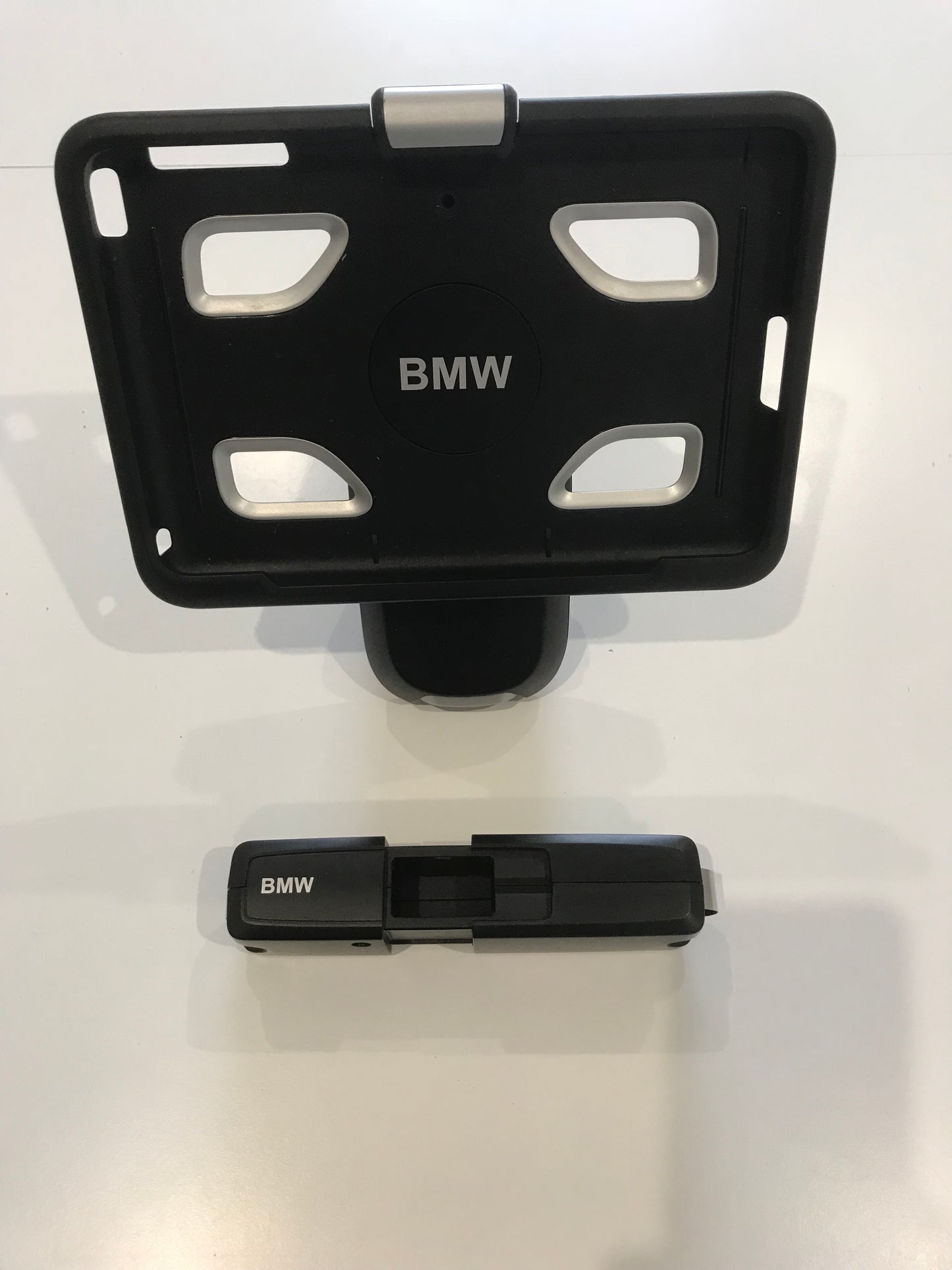 BMW 5-Serie F10/F11 Tilbehør Diverse Med OEM Nr. 51952349511 Fra BMW Ophugger