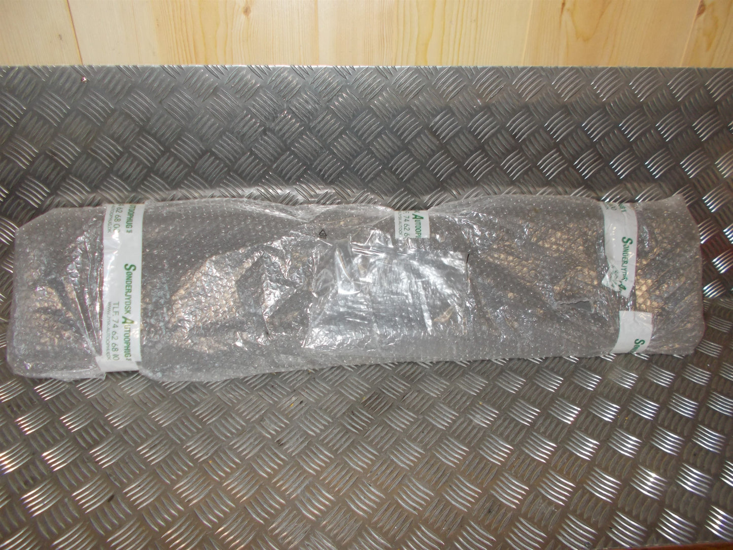 Seat Arosa Baghylde/Hattehylde Med OEM Nr. Ophugger Fra Seat Ophugger