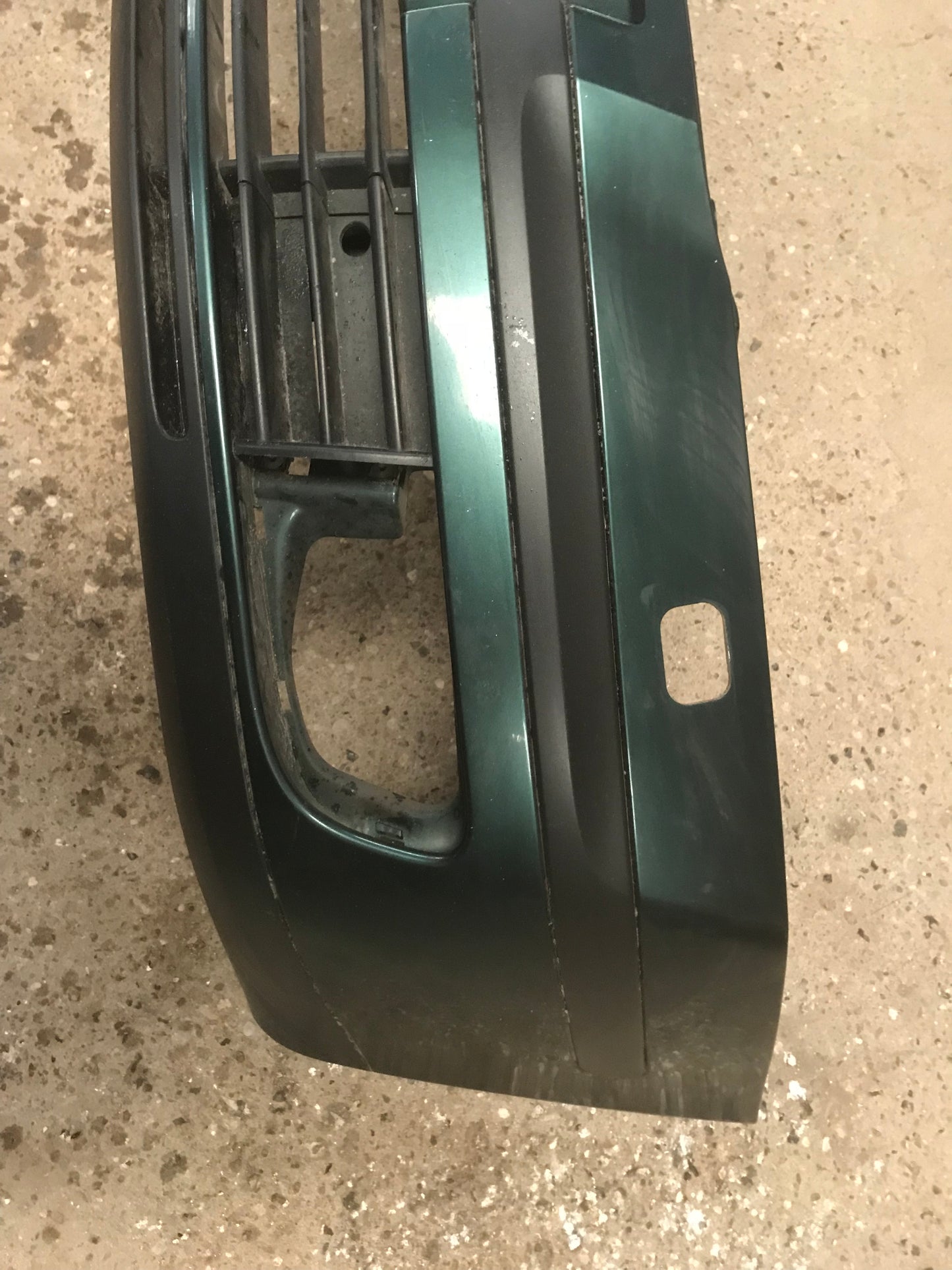 Skoda Octavia Forkofanger Med OEM Nr. 1Z0807221A Fra Skoda Ophugger