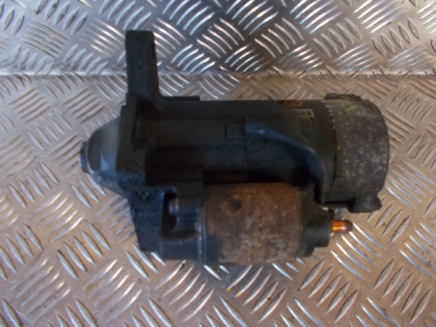 Mazda 5 Starter Med OEM Nr. RF5C18400 Fra Mazda Ophugger