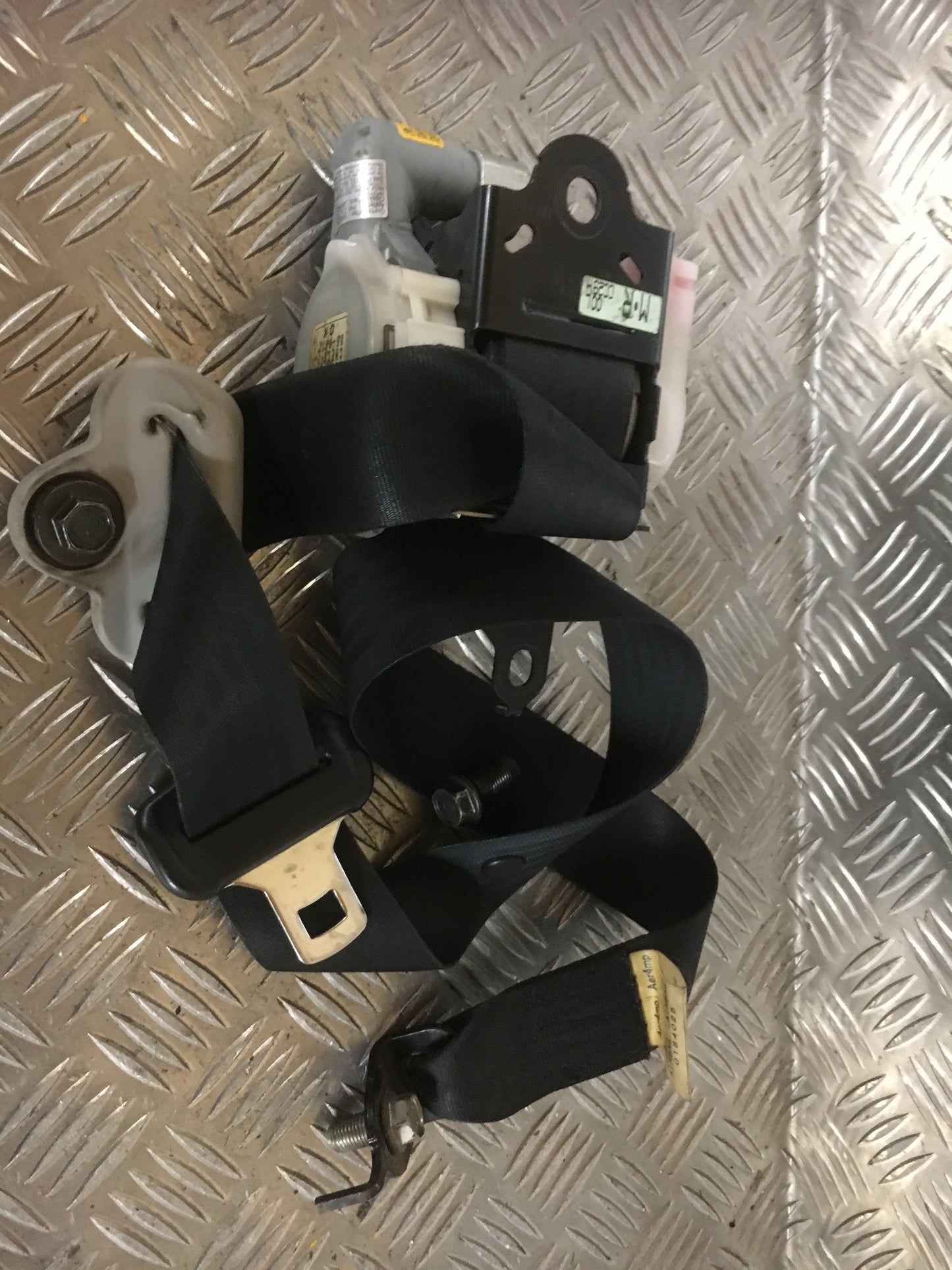 Mazda 5 Sikkerhedsseler For Med OEM Nr. CC2957L90 Fra Mazda Ophugger