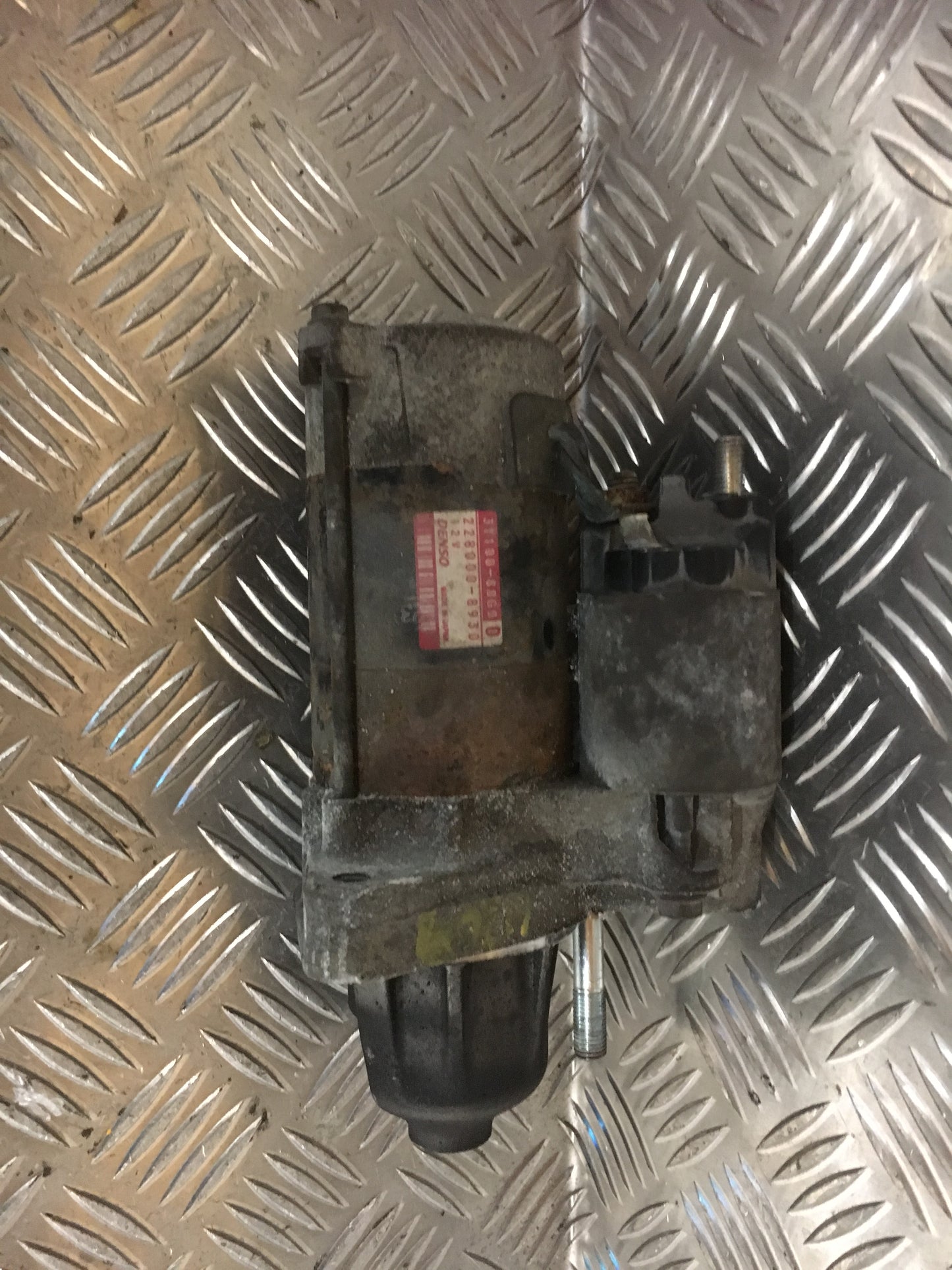 Suzuki Ignis Starter Med OEM Nr. 31100802G0 Fra Suzuki Ophugger