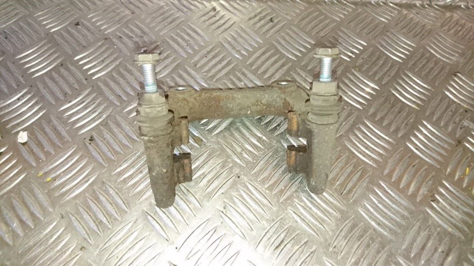 Seat Ibiza 6J Bremseåg Med OEM Nr. Ophugger Fra Seat Ophugger