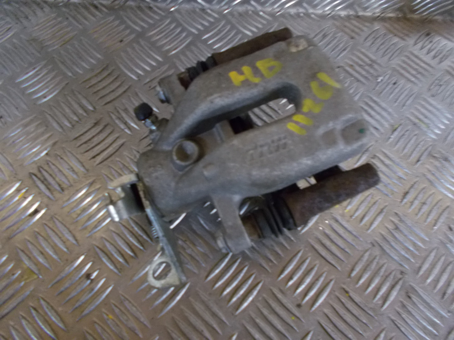 Peugeot Partner Bremsekaliber HB Med OEM Nr. 4400R3 Fra Peugeot Ophugger