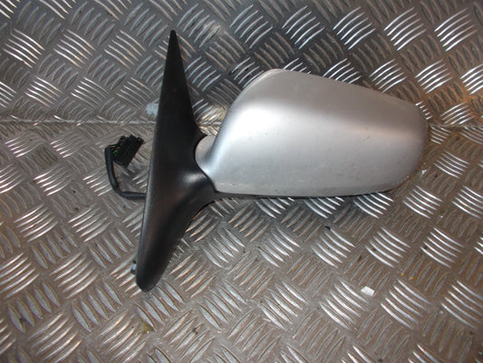 Skoda Octavia Sidespejl Med OEM Nr. 1U1857501BA Fra Skoda Ophugger