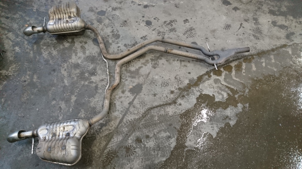 Audi A6 4F Udstødning Med OEM Nr. 4F0253610AA Fra Audi Ophugger