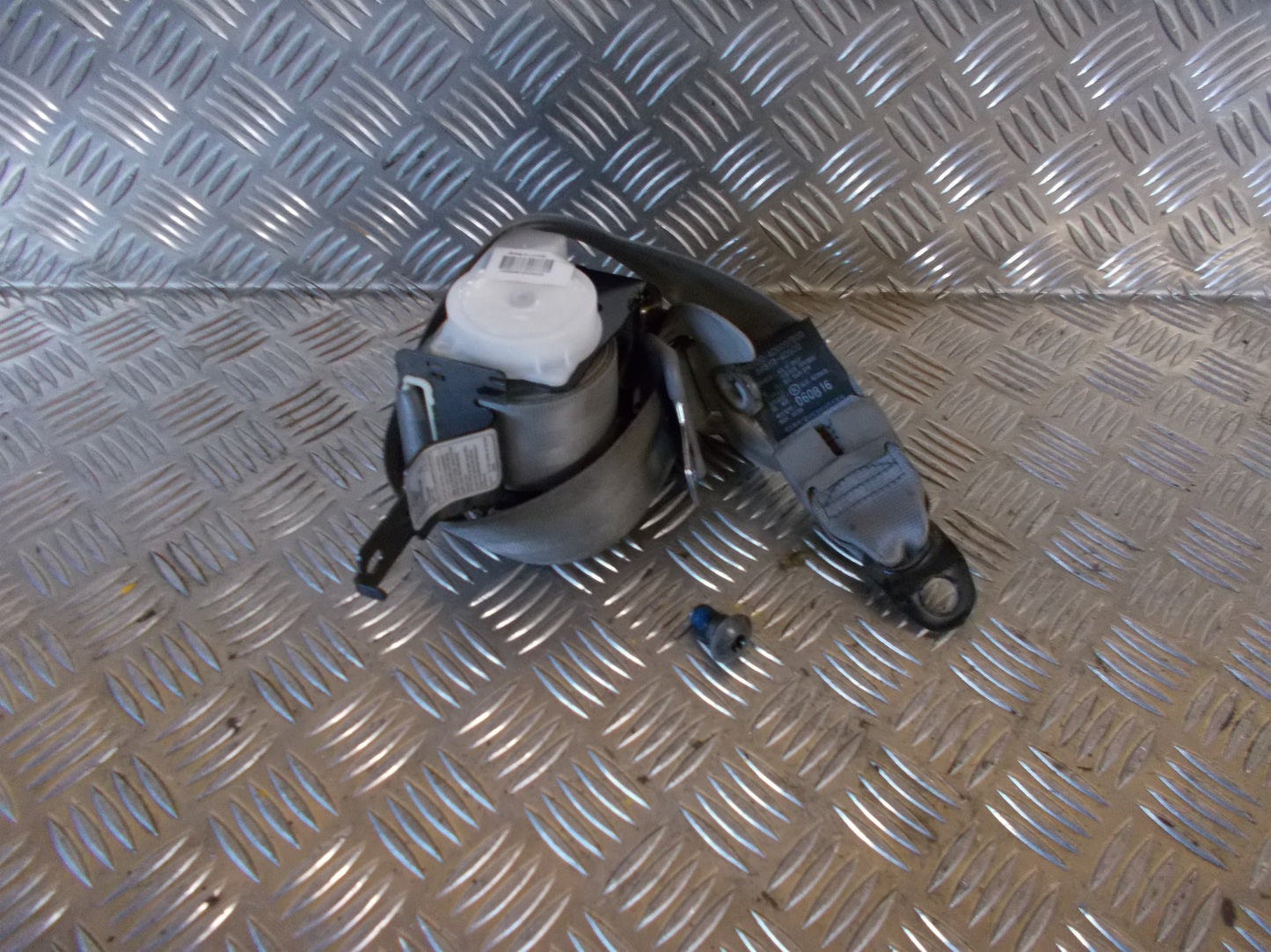 Kia Carnival Sikkerhedsseler For Med OEM Nr. Ophugger Fra Kia Ophugger