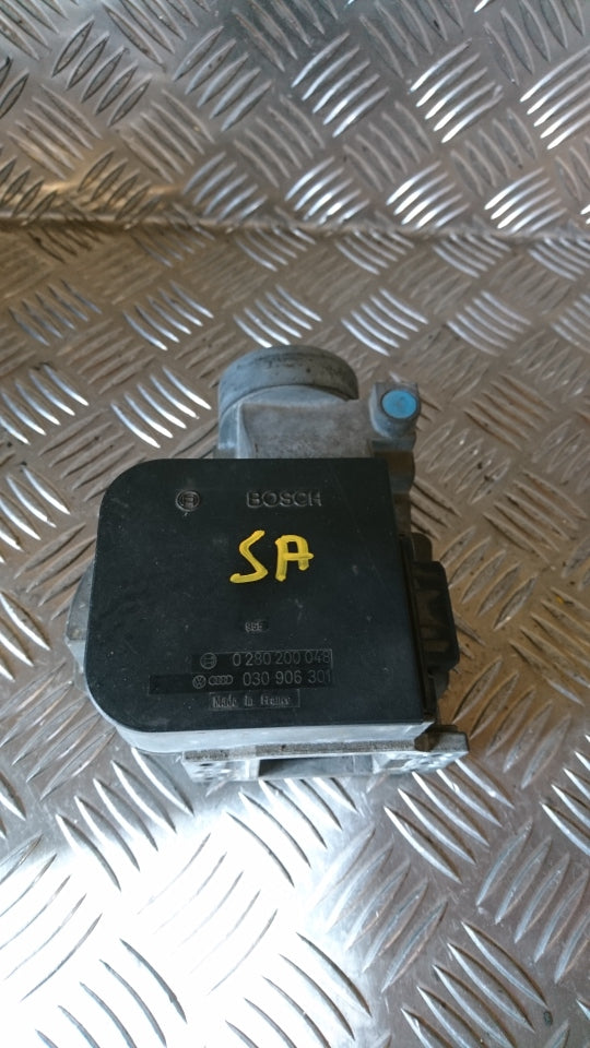 VW Polo Luftmængdemåler Med OEM Nr. 030906301 Fra VW Ophugger