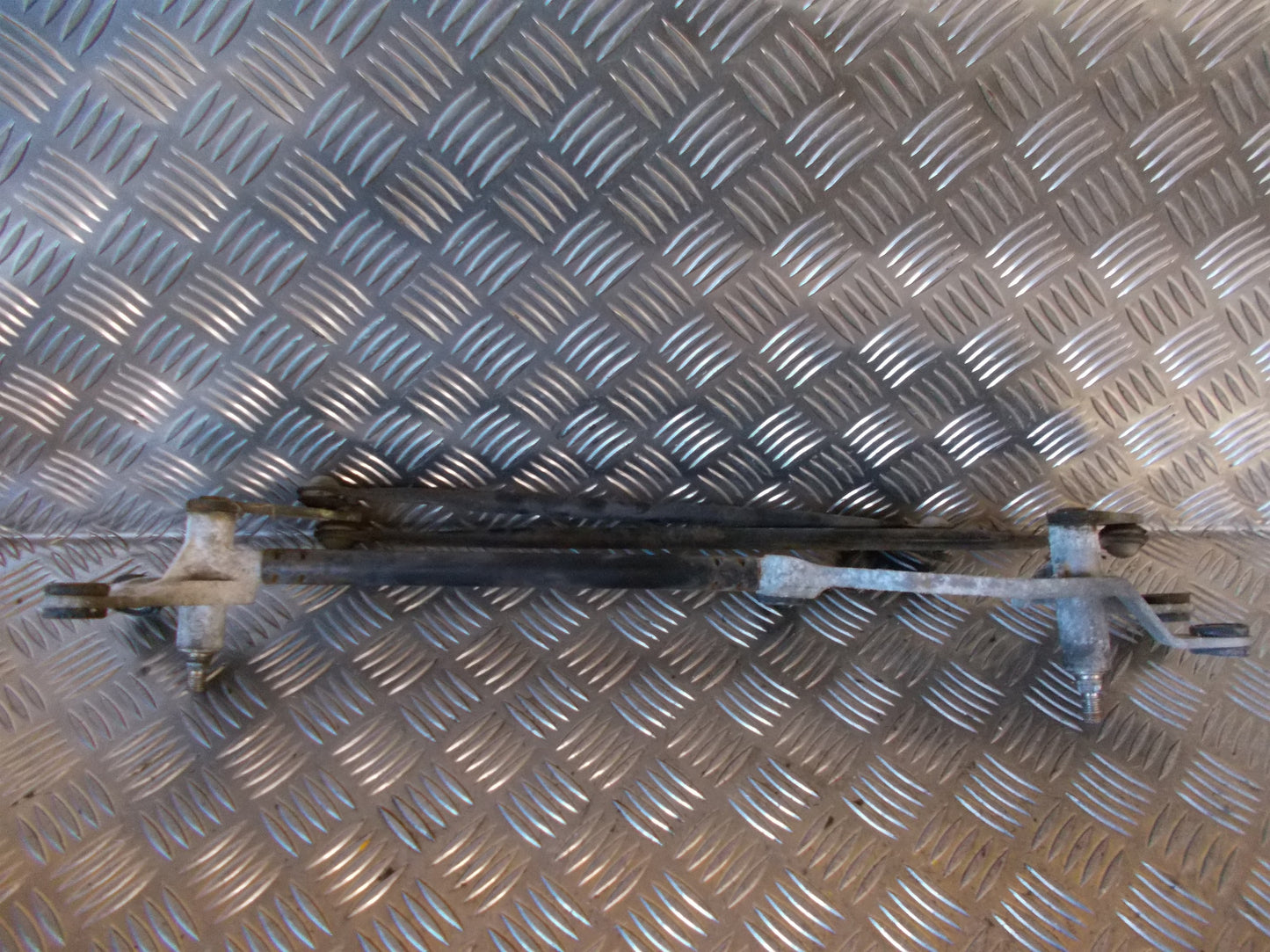 Citroen Jumpy Viskertræk Med OEM Nr. Ophugger Fra Citroen Ophugger