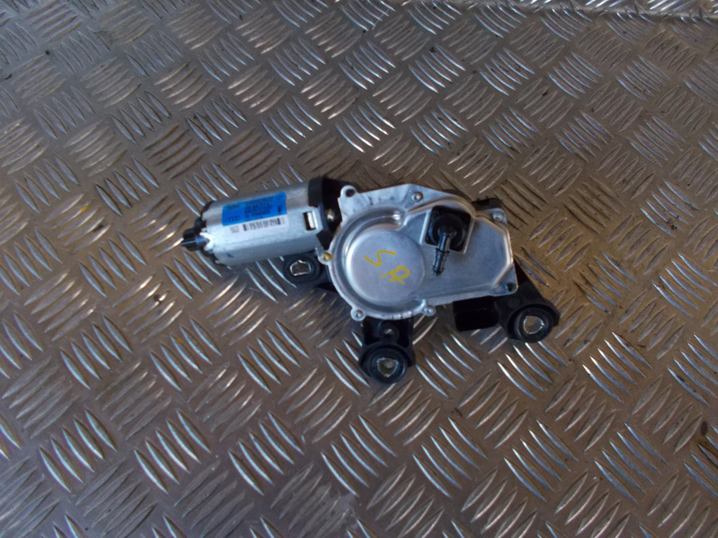 Audi Q3 Bagrudevisker Motor Med OEM Nr. 4G9955711C Fra Audi Ophugger