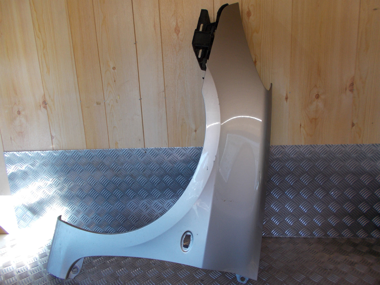 Peugeot 307 Forskærm V Med OEM Nr. 7840R0 Fra Peugeot Ophugger